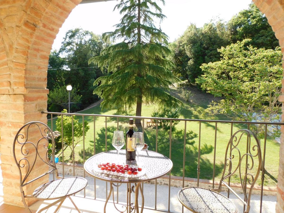 Casa Vacanze Senesi San Gimignano Exterior foto
